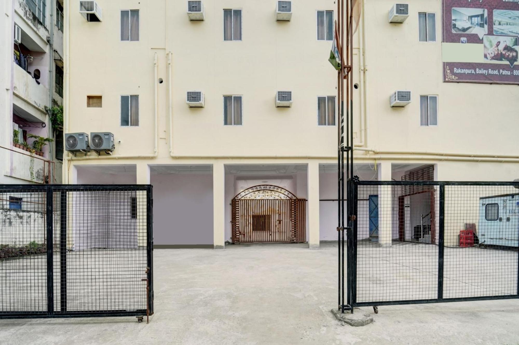 Super Oyo Hotel O Shahi Mahal 巴特那 外观 照片